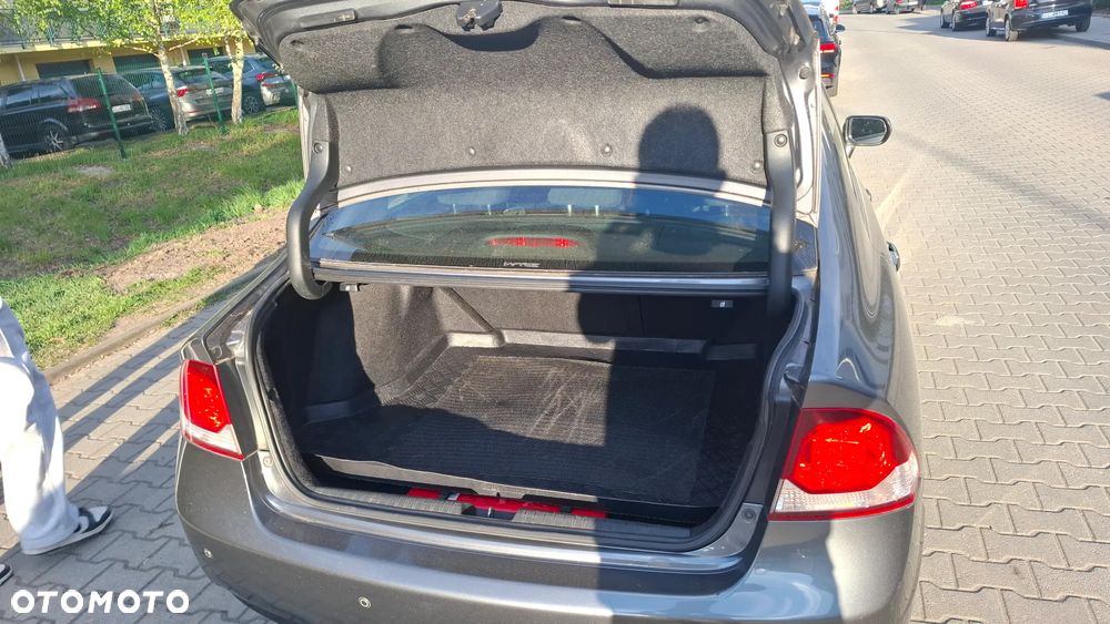 Honda Civic 1.8 Comfort - 11