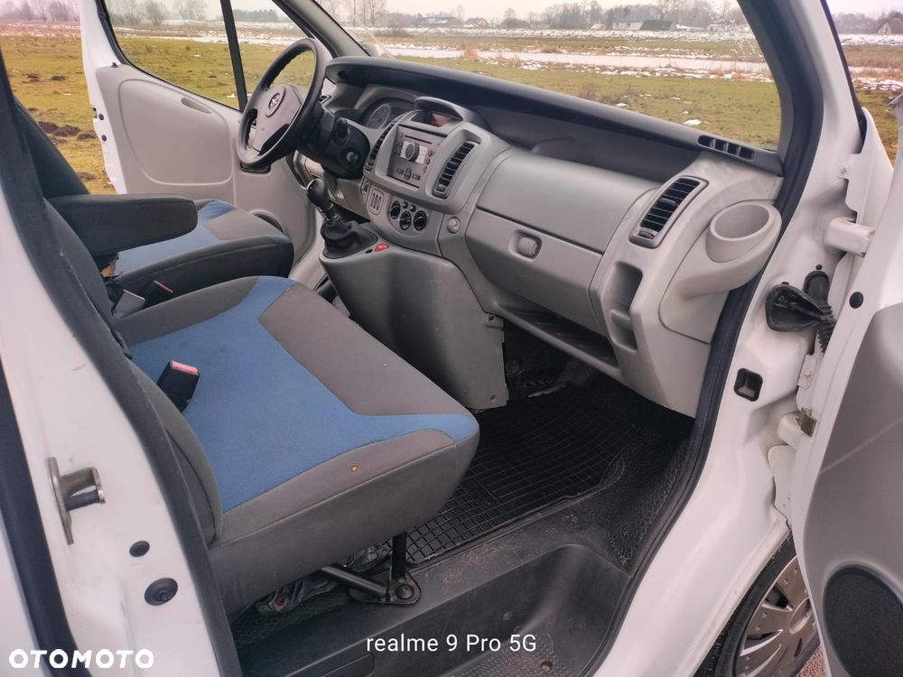 Opel Vivaro - 13