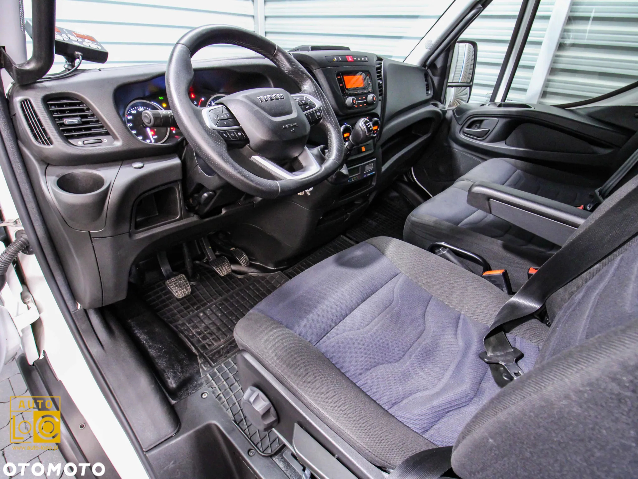 Iveco DAILY CHŁODNIA / MROŹNIA / AGREGAT x 2 - 9
