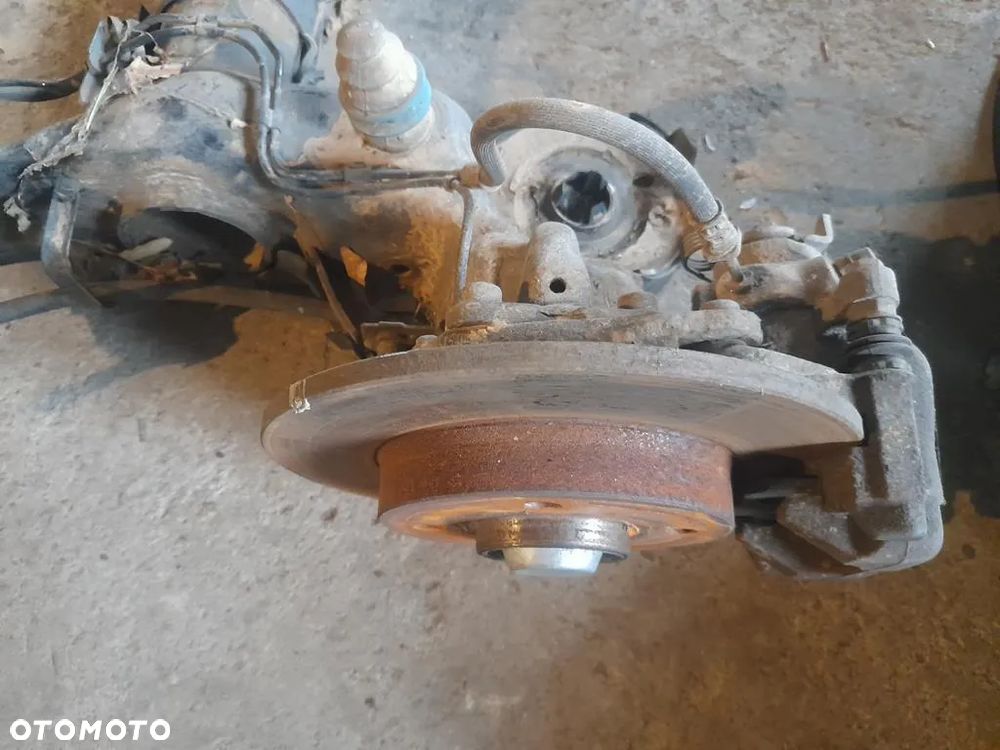Belka tylna oś Citroen c3 Picasso - 3