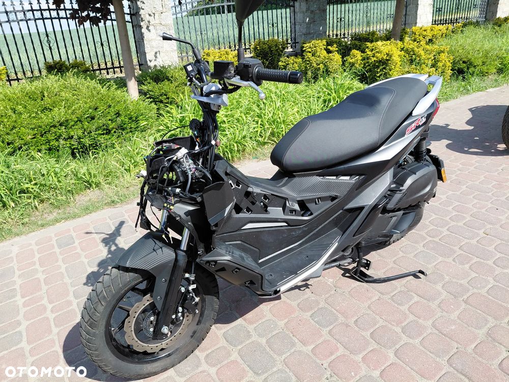 Aprilia SR - 2