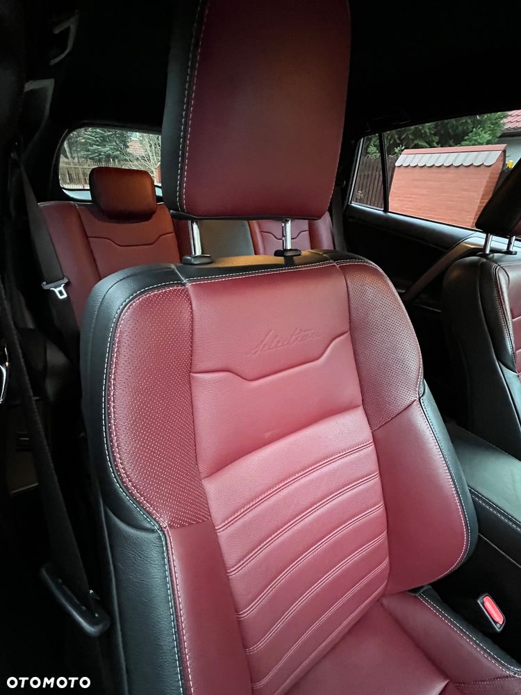 Toyota RAV4 Hybrid Selection 4x4 - 29