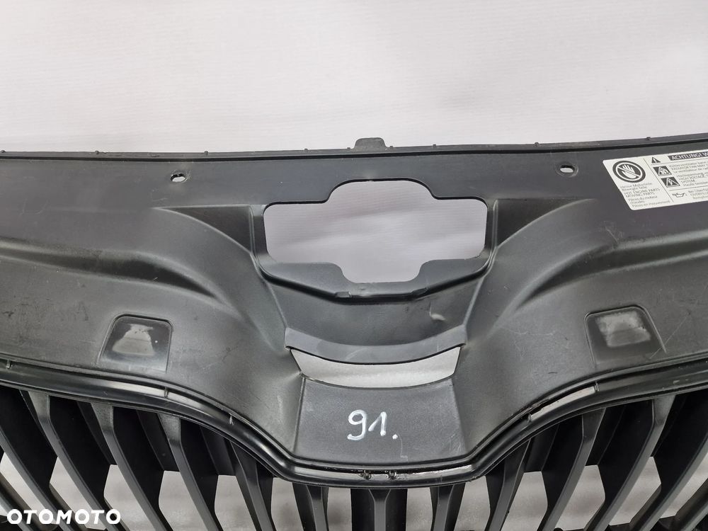 SKODA RAPID 5JA 12- ATRAPA / GRILL PRZDNI PRZÓD , NR 5JA863668 , NR AUKCJI GR91 - 3