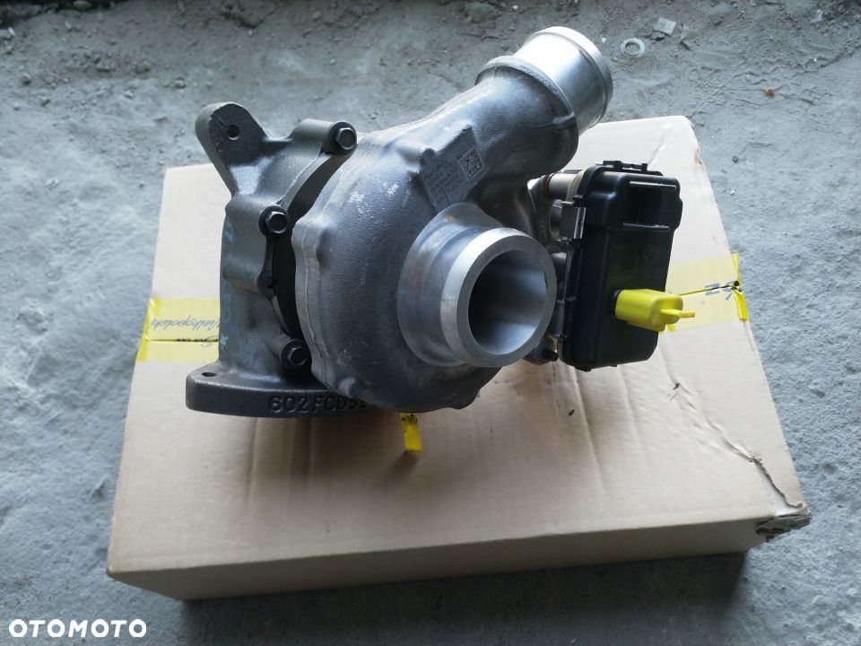 Turbina Range Rover Evoque 2.2td4 nowa - 1