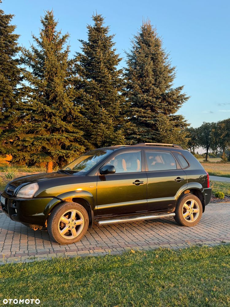 Hyundai Tucson - 2