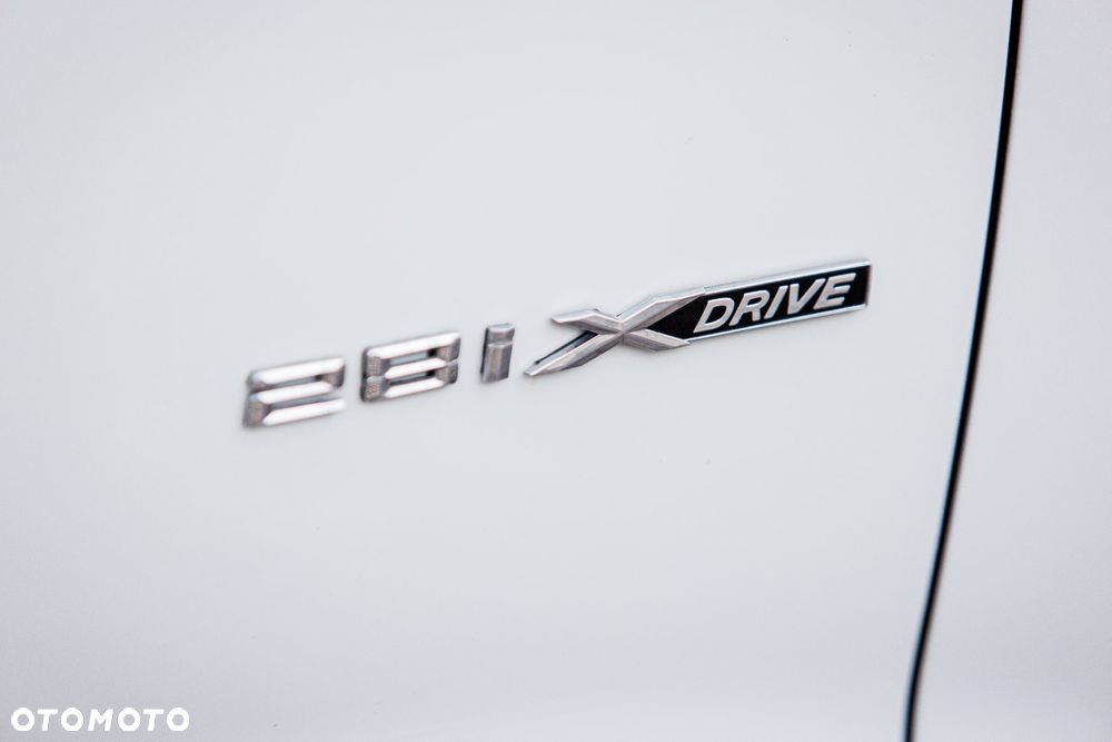 BMW X3 xDrive28i - 8