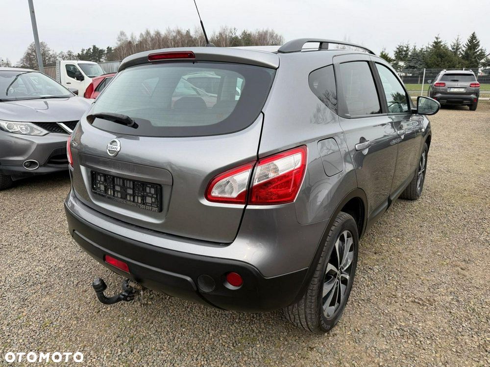 Nissan Qashqai - 4