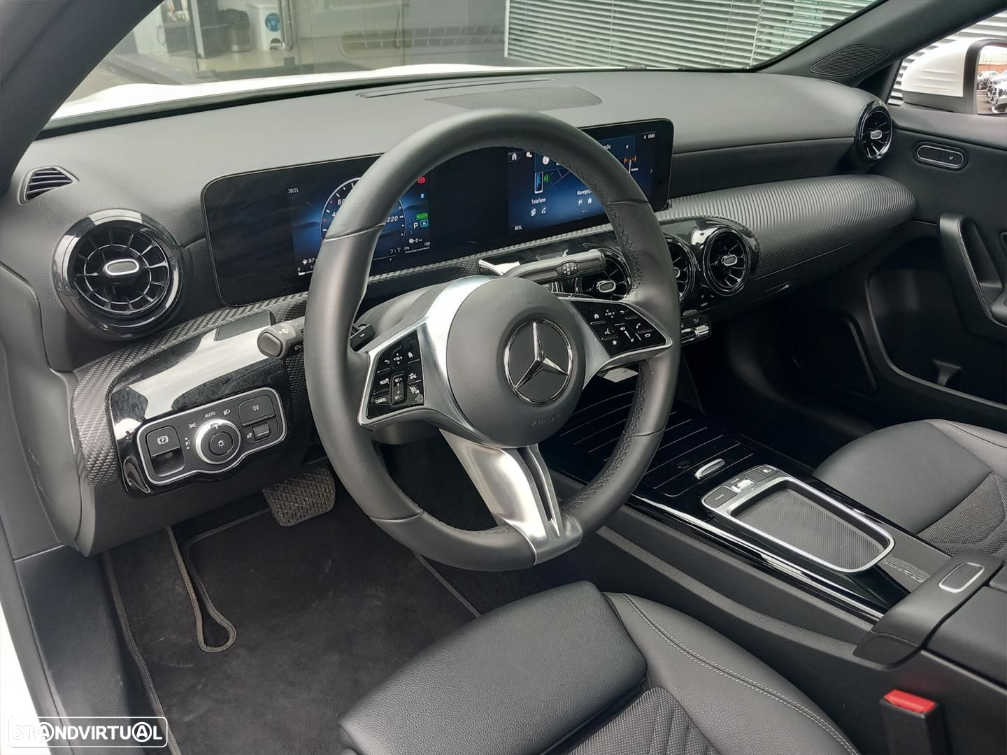 Mercedes-Benz A 250 e - 8