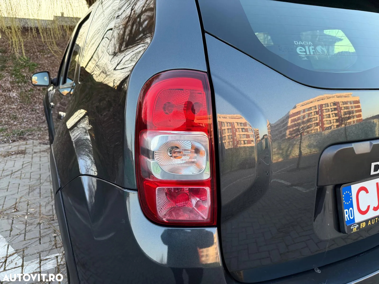 Dacia Duster 1.5 dCi 4x4 Laureate - 13