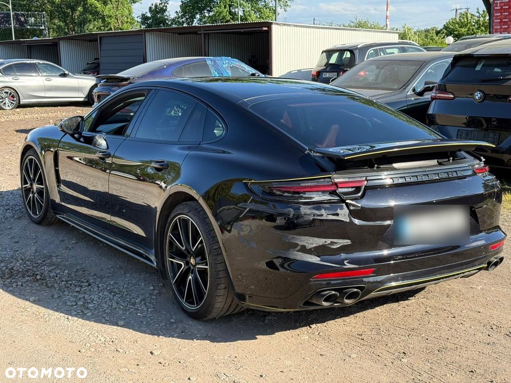 Porsche Panamera - 11