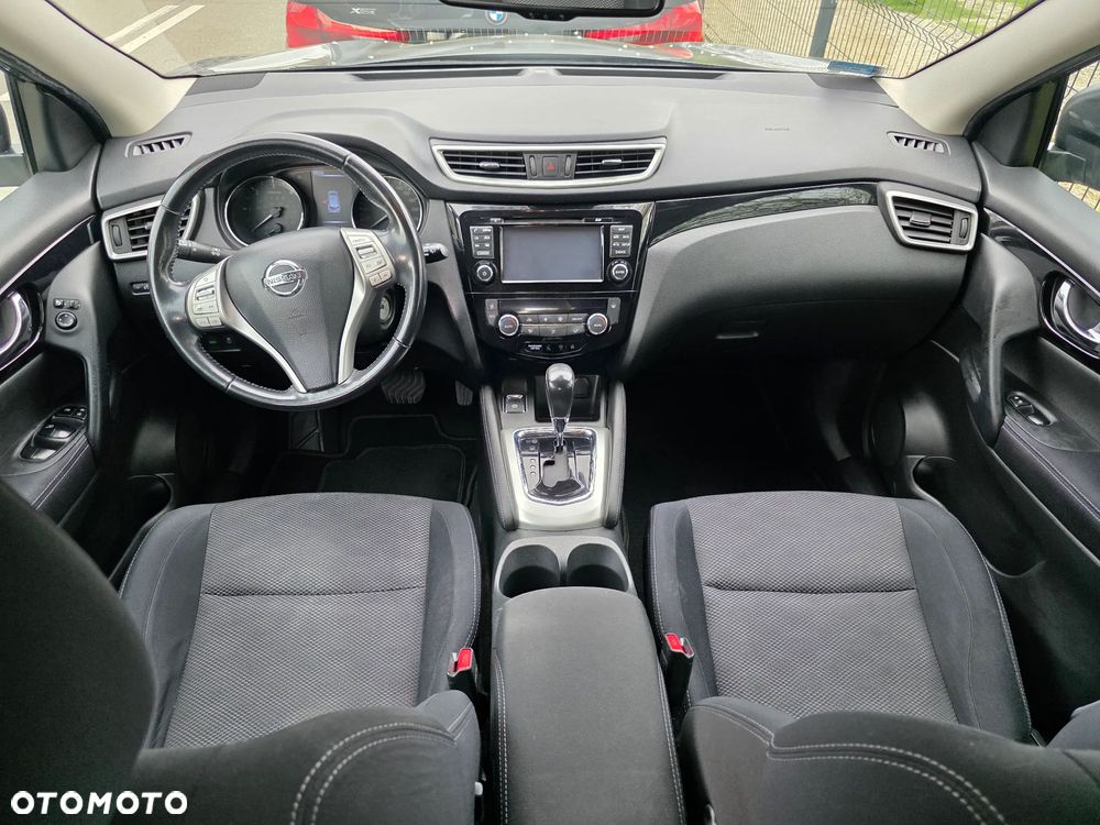 Nissan Qashqai 1.6 DCi Xtronic N-Connecta - 16