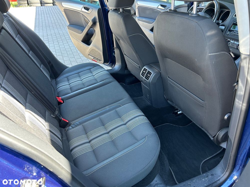 Volkswagen Golf - 15