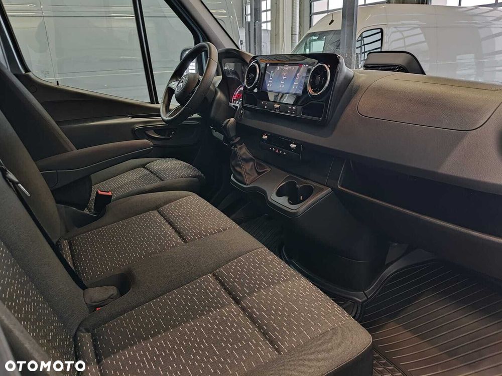 Mercedes-Benz Sprinter 317 cdi L4H2 - 13