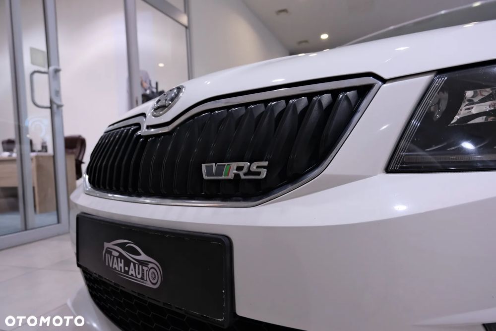 Skoda Octavia 2.0 TDI DSG RS - 23