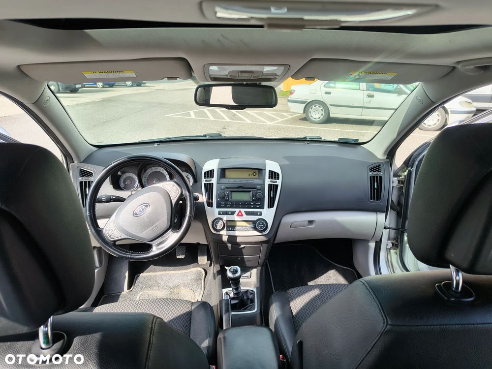 Kia Ceed 1.6 Comfort + - 17