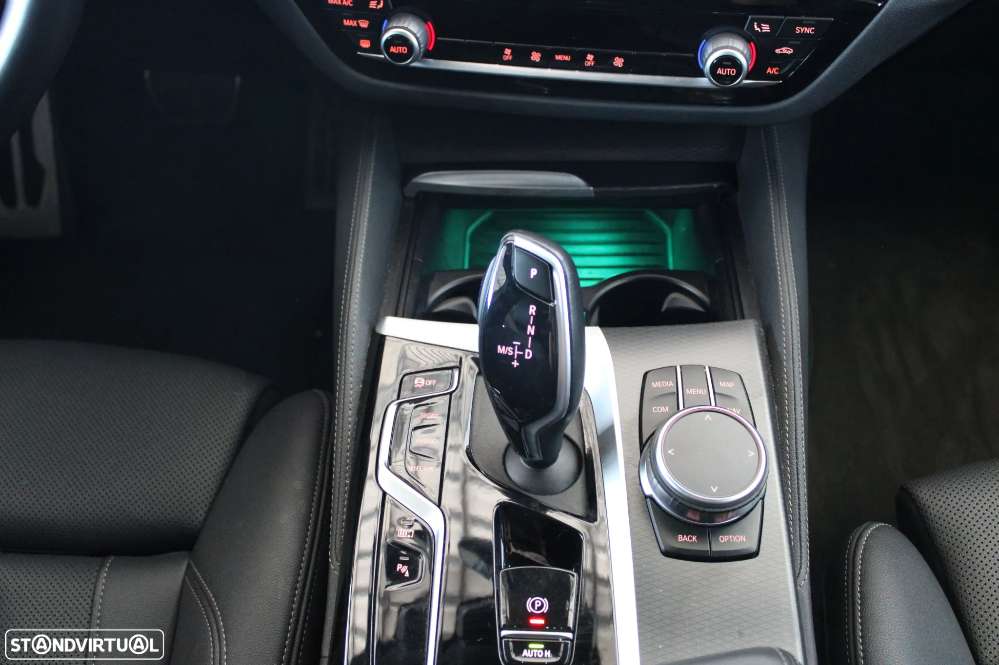 BMW 530 e Pack M - 19