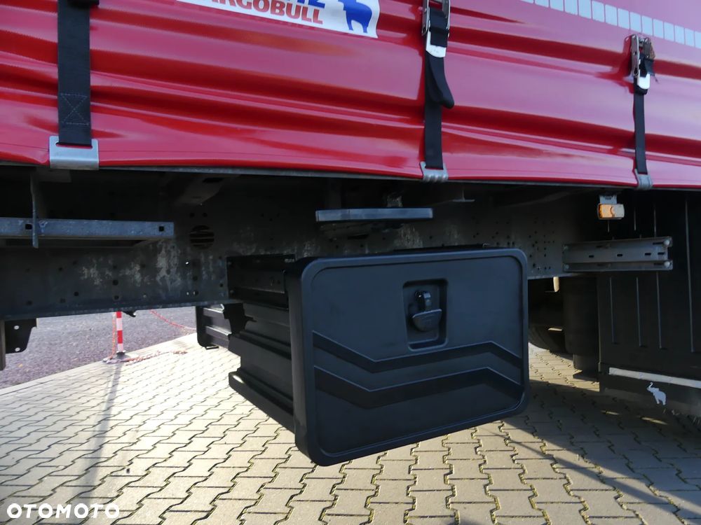 Schmitz Cargobull FIRANKA / VARIOS / IDEALNY STAN / OŚ PODNOSZONA / - 17