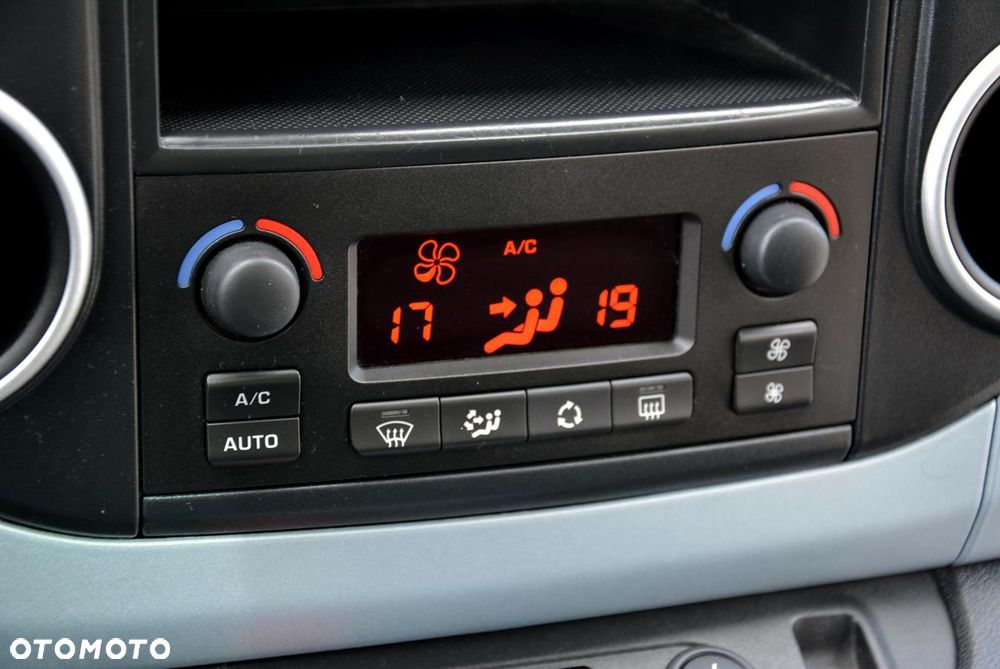 Citroën Berlingo Multispace HDi 90 FAP Tendance - 32