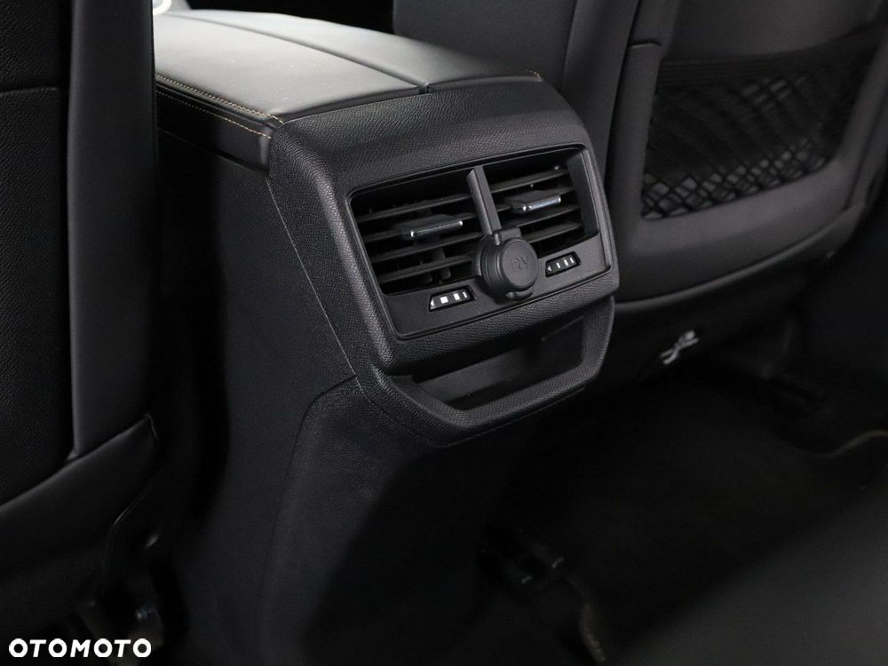 Peugeot 3008 1.6 THP Allure S&S EAT6 - 41