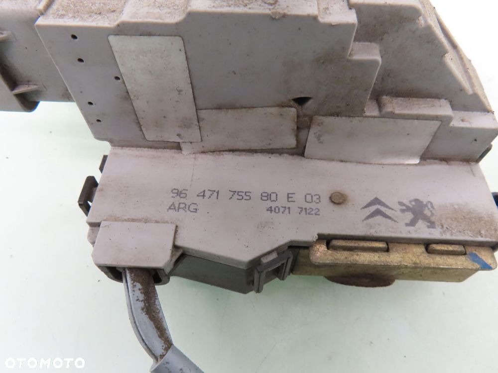 ZAMEK LEWY TYLNY CITROEN C4 I 9647175580 6 PIN - 5