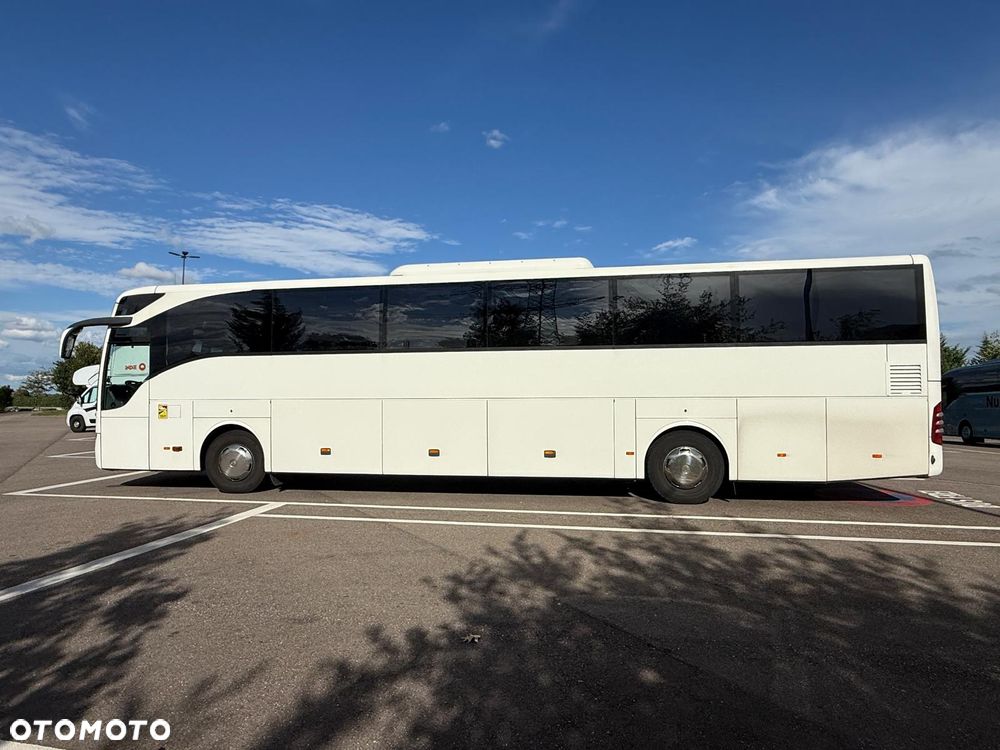 Mercedes-Benz Tourismo - 9
