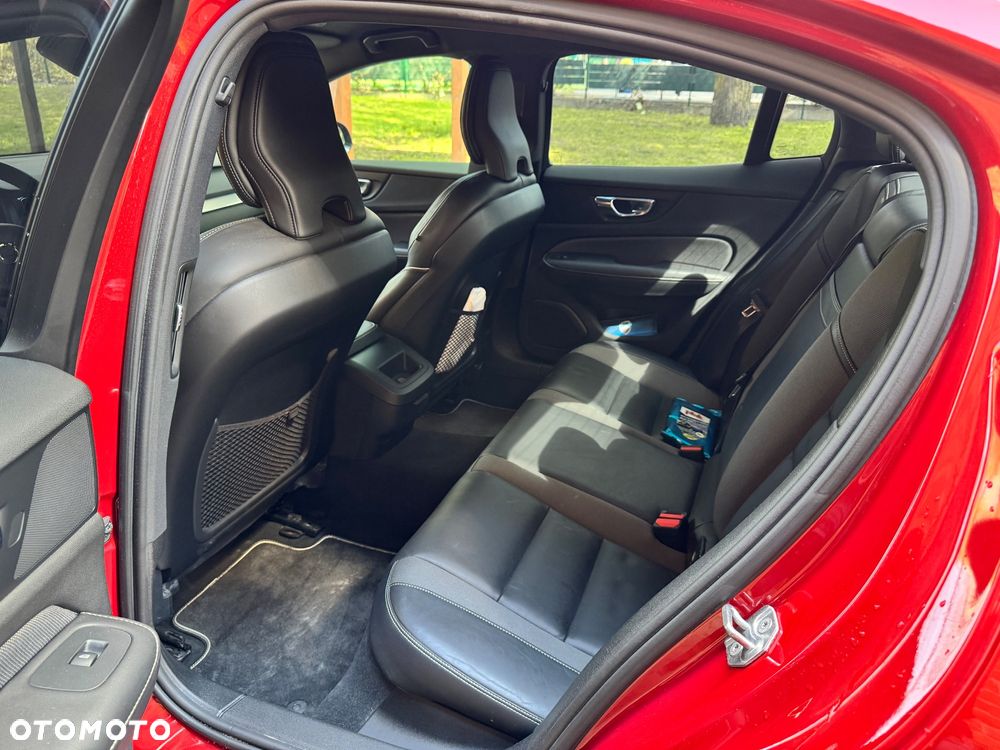 Volvo S60 T5 Drive-E R-Design Summum - 7