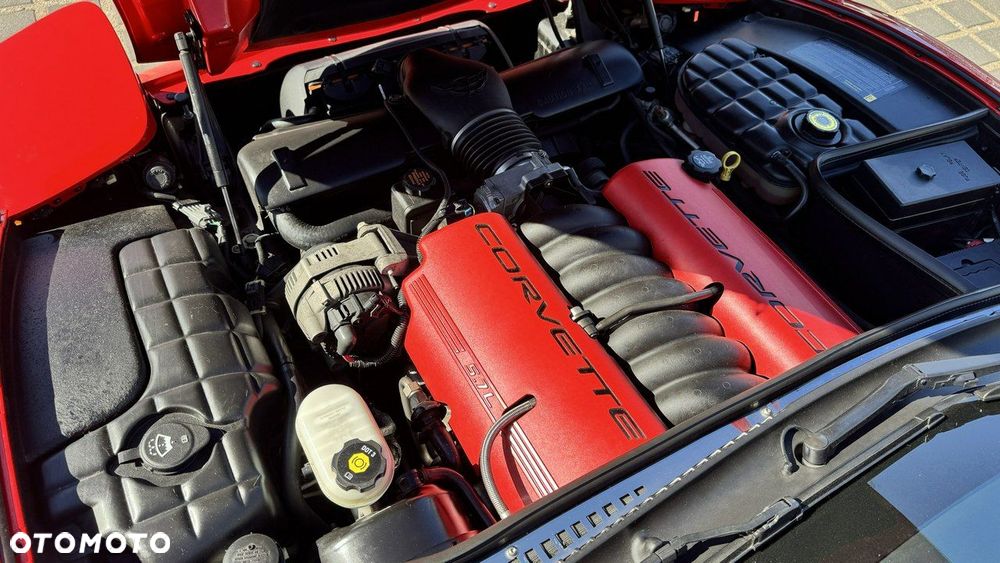 Chevrolet Corvette - 31