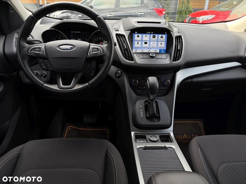 Ford Kuga 2.0 TDCi 2x4 Titanium - 35