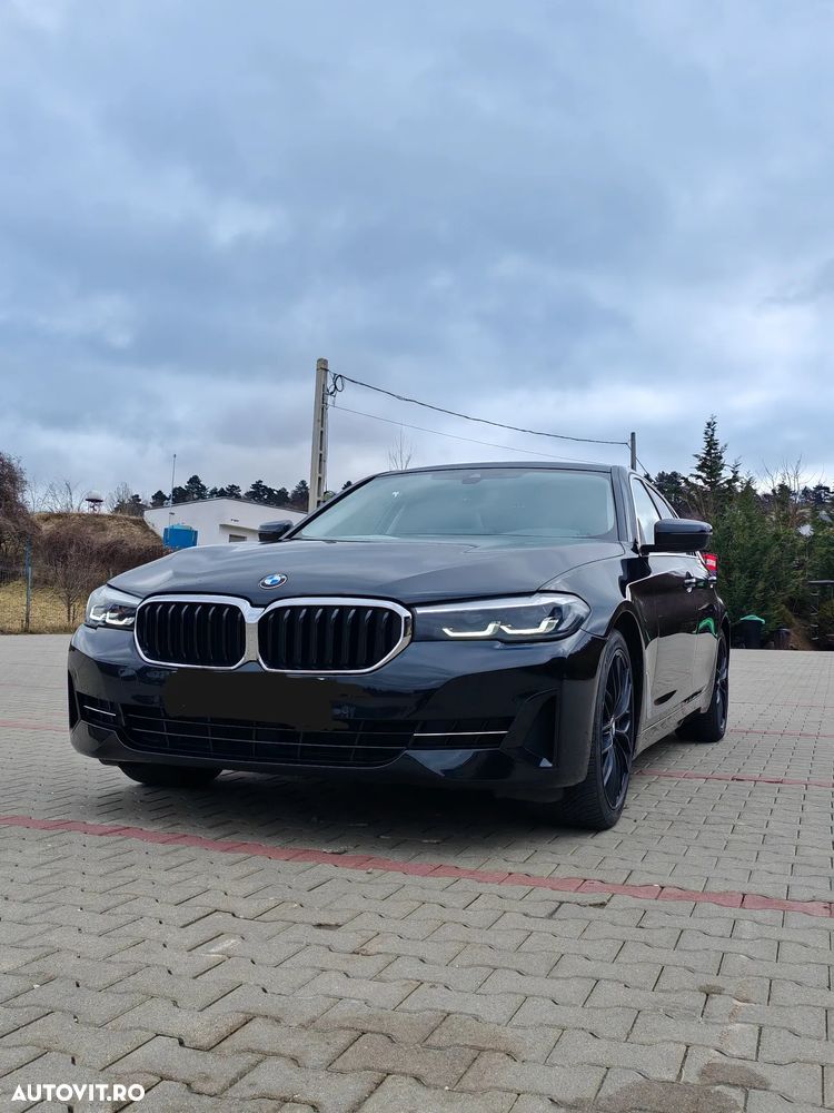 BMW Seria 5 520d Aut. Luxury Line - 9