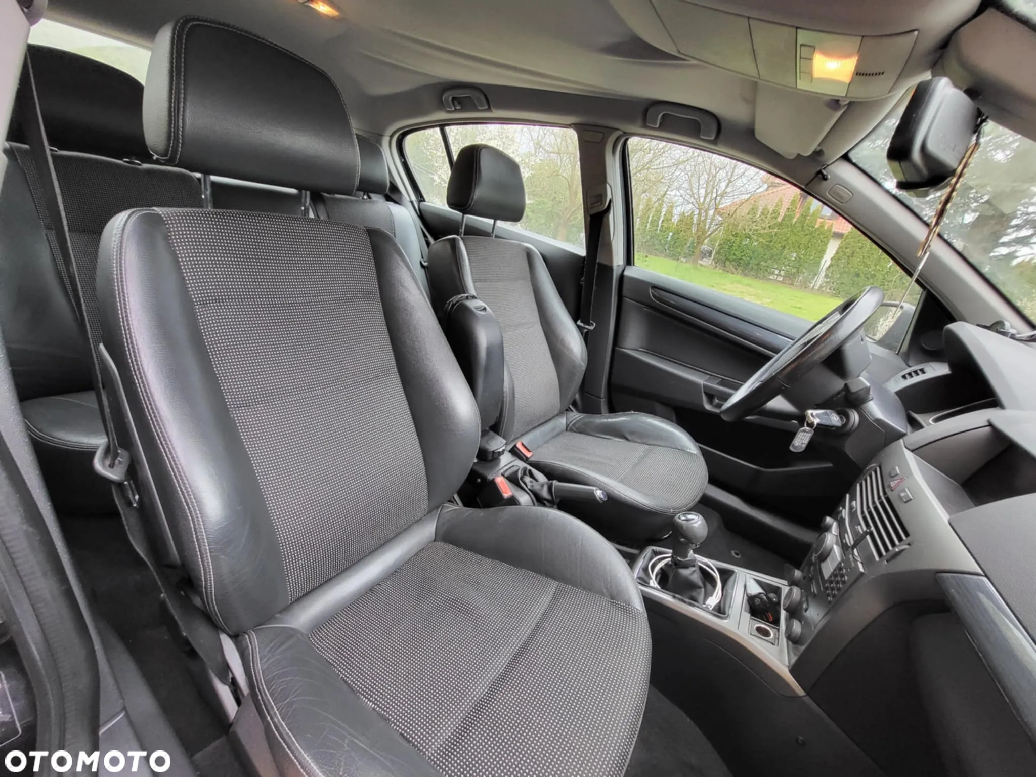 Opel Astra III 1.8 Cosmo - 21