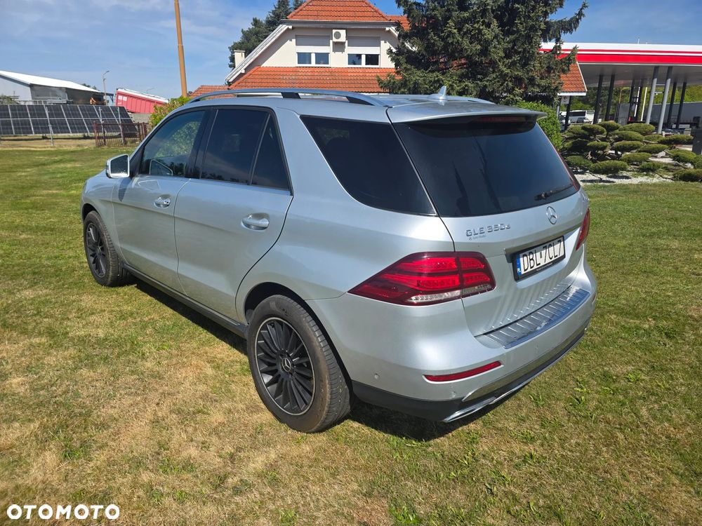 Mercedes-Benz GLE 350 d 4-Matic - 3
