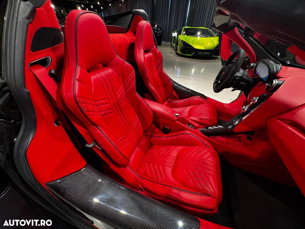 McLaren 720S - 27