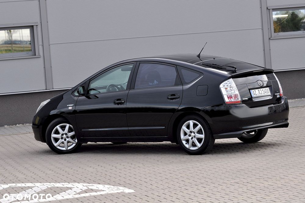 Toyota Prius 1.5 VVT-i Prestige - 7