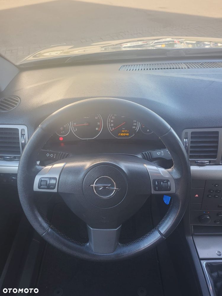Opel Vectra 1.8 Edition - 24