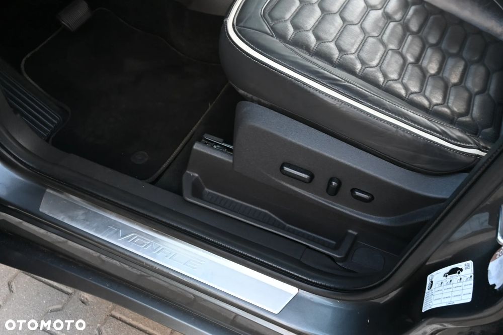 Ford Kuga 2.0 TDCi 4x4 Vignale - 26