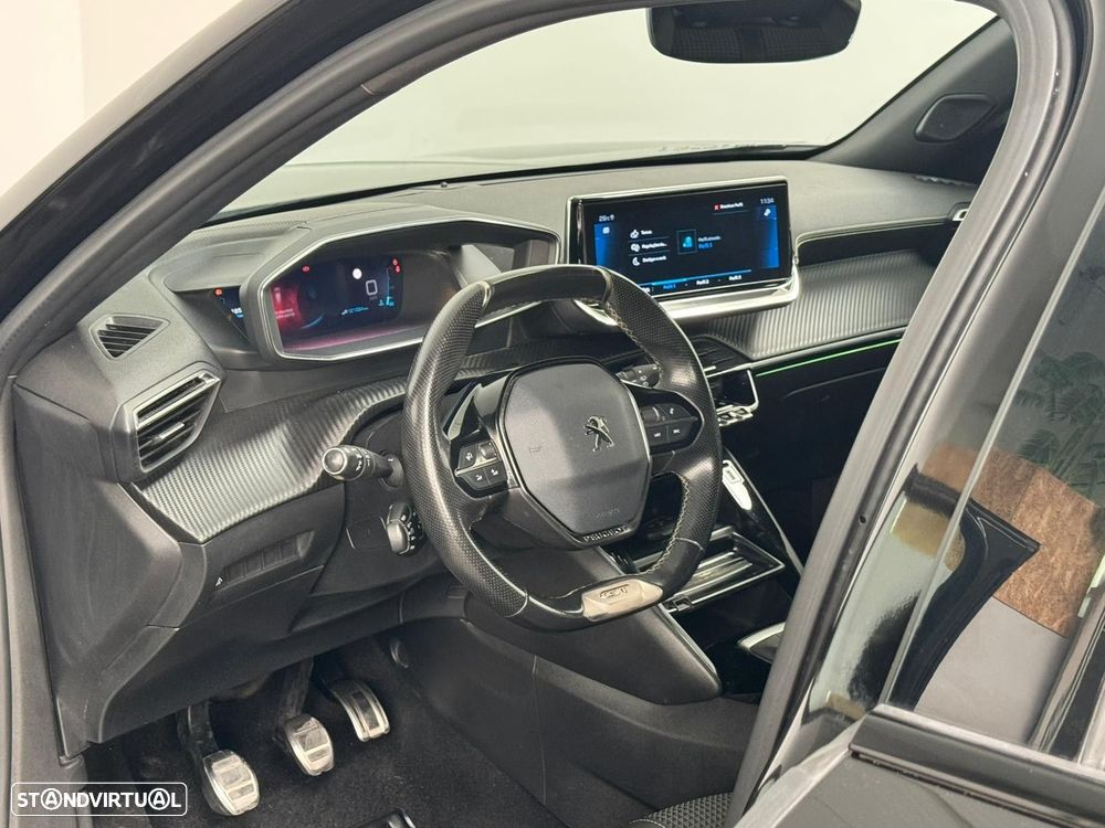 Peugeot 2008 1.2 PureTech GT - 25