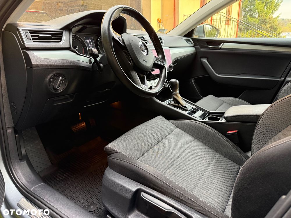 Skoda Superb 2.0 TDI Ambition DSG - 10