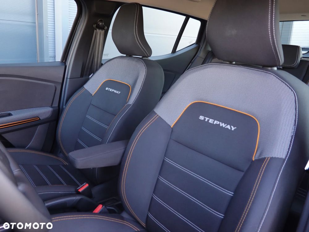 Dacia Sandero Stepway TCe 100 Prestige - 13