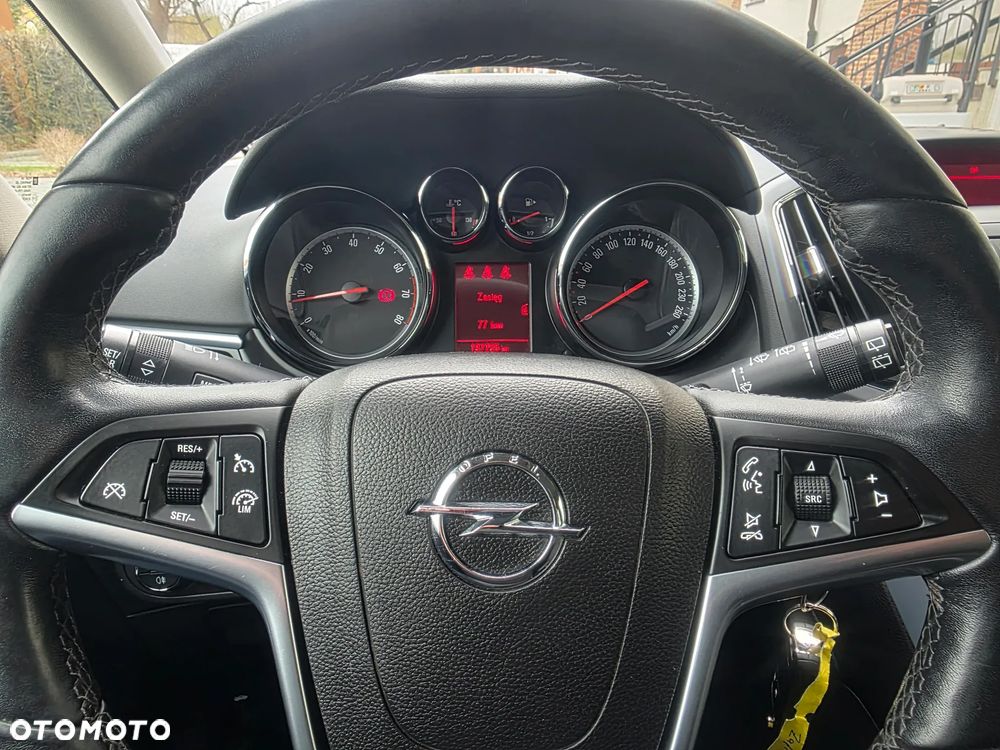 Opel Zafira Tourer 1.4 Turbo Active - 32