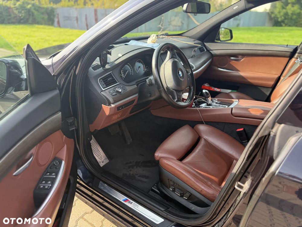 BMW Seria 5 530d xDrive - 9