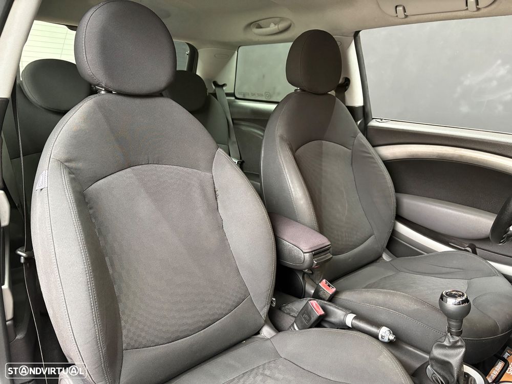 MINI 3 Portas Cooper S - 34