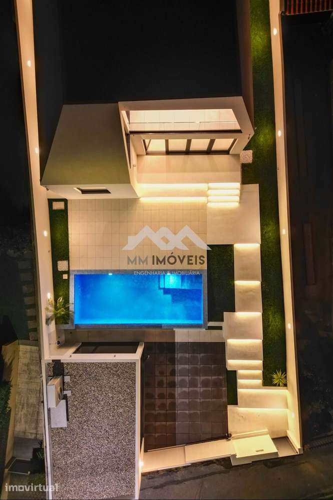 Moradia T3+1 | Francelos | NOVA | Piscina | Luxo | 4 Frentes | Jardim - Grande imagem: 3/9
