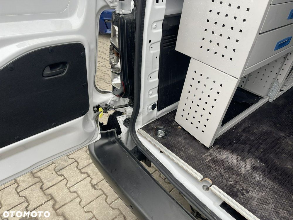 Toyota Proace City - 7