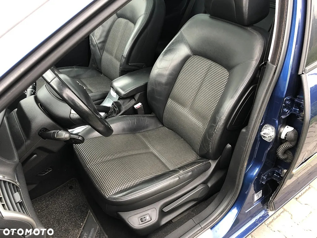 Peugeot 407 SW HDi 135 Premium mit Exklusiv-Paket - 10