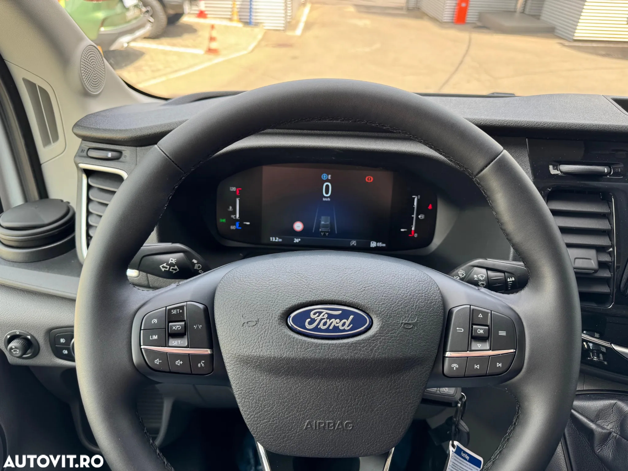 Ford Transit 350 2.0 EcoBlue MHEV 130 CP L4 Sasiu RWD DCAB Trend - 12