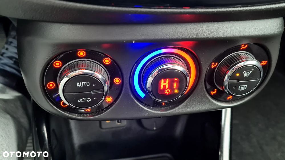 Opel Adam 1.4 White Link - 16