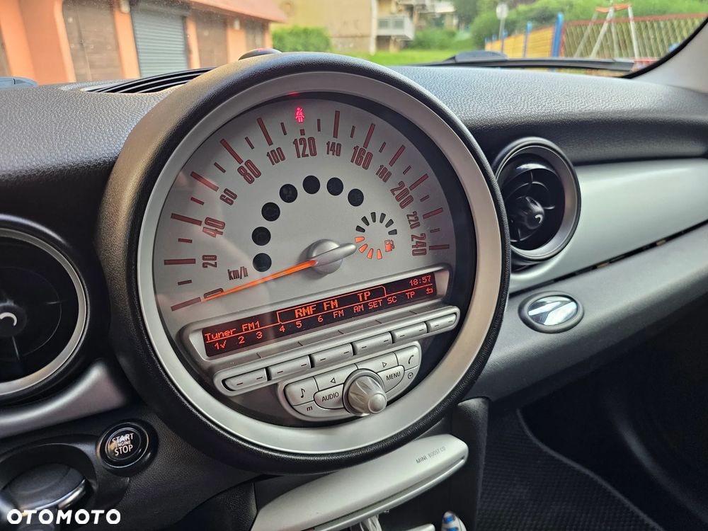 MINI Clubman Cooper D - 22