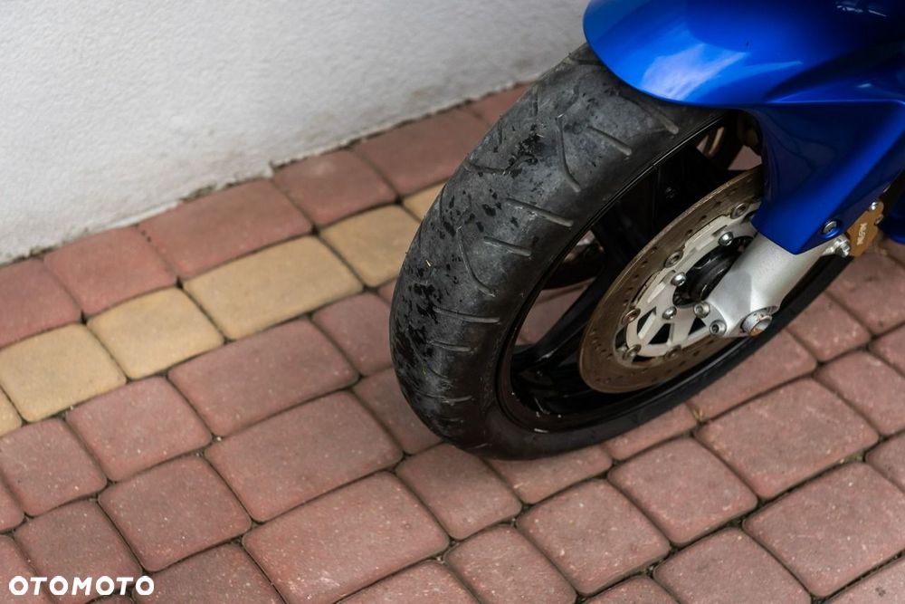 Honda CBR - 8