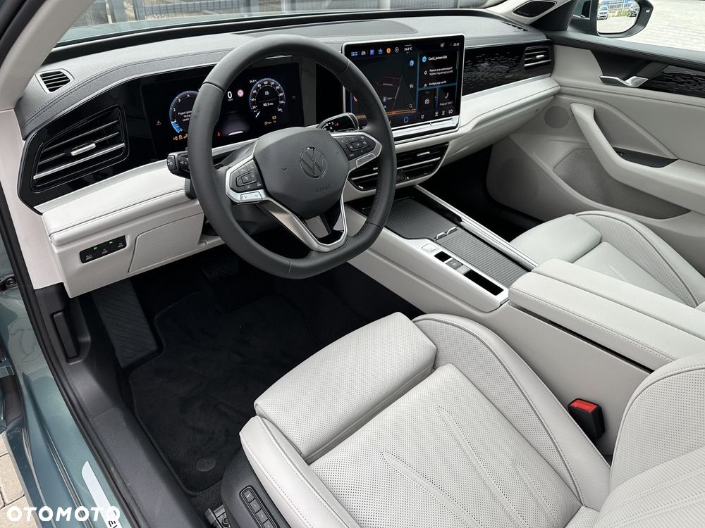 Volkswagen Passat 1.5 TSI EVO Elegance DSG - 12