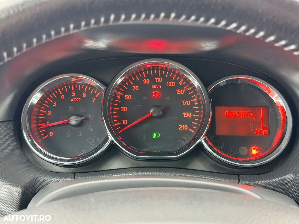 Dacia Duster 1.6 4x2 Ambiance - 28